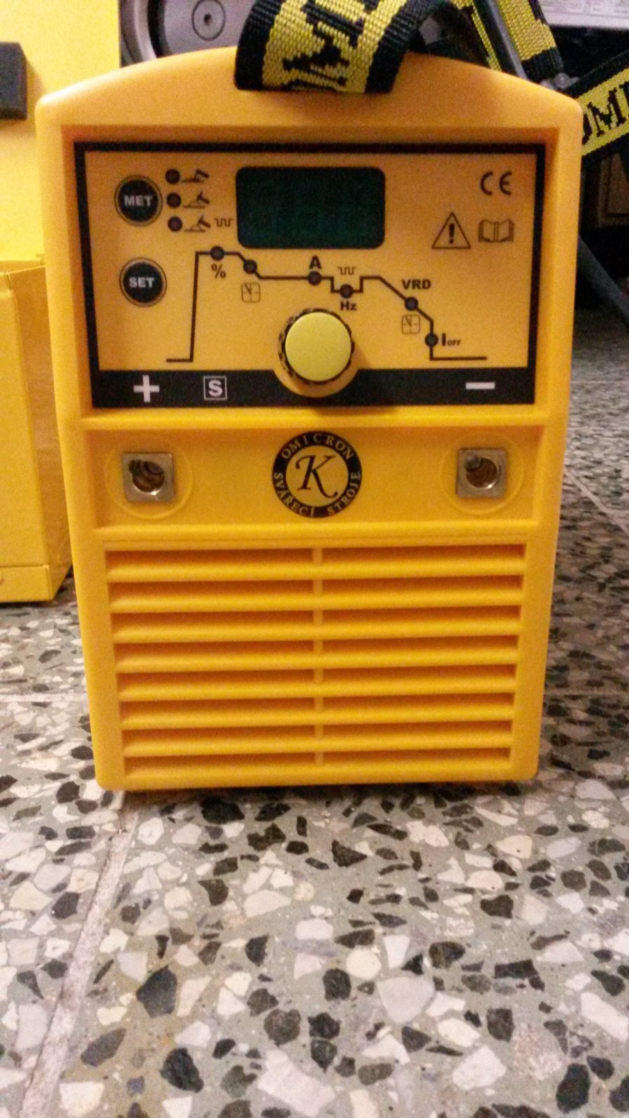 Invertorová svářečka MMA/TIG pulse Omicron Gama 1500L PFC na PRODEJ